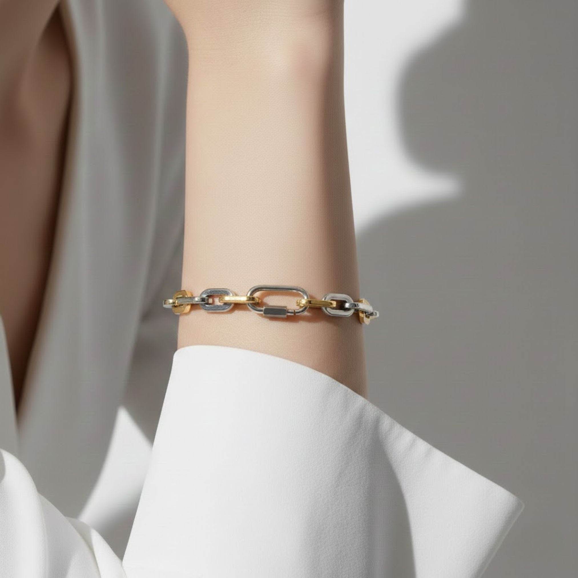 Dual-Tone Atlas Chain Bracelet