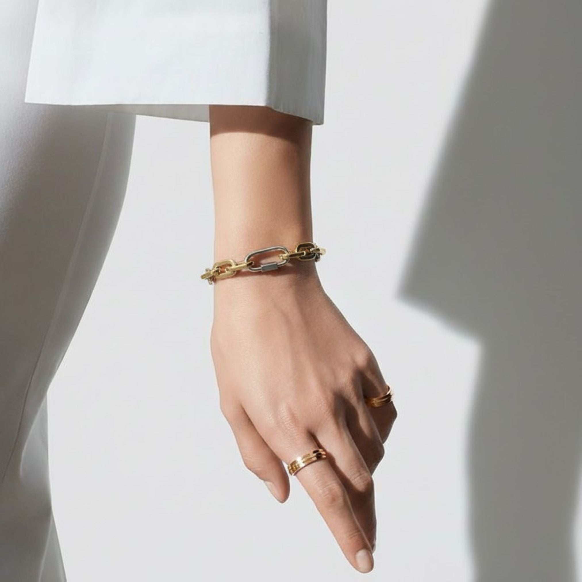 Dual-Tone Atlas Chain Bracelet