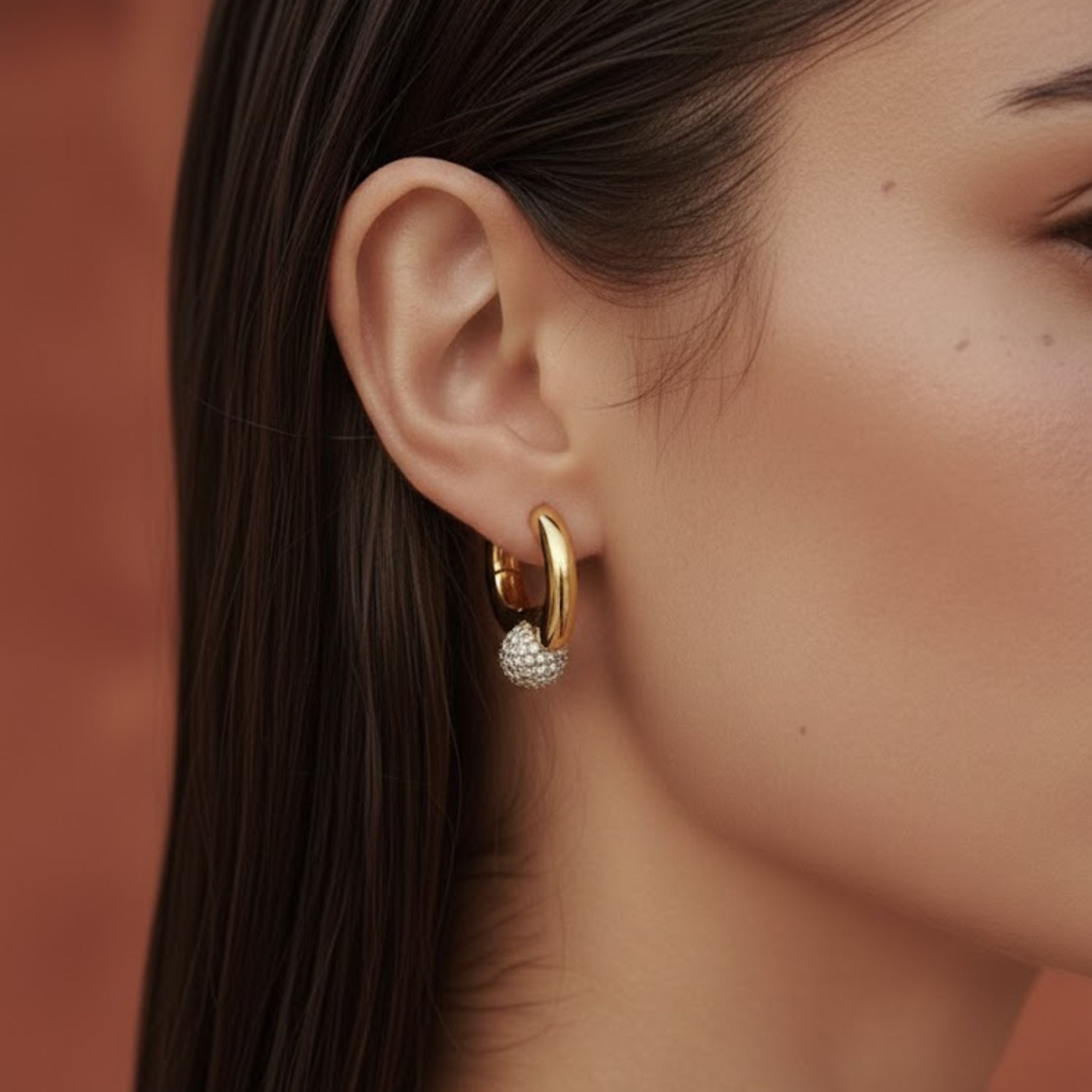 Lumière Sphere Huggie Earrings