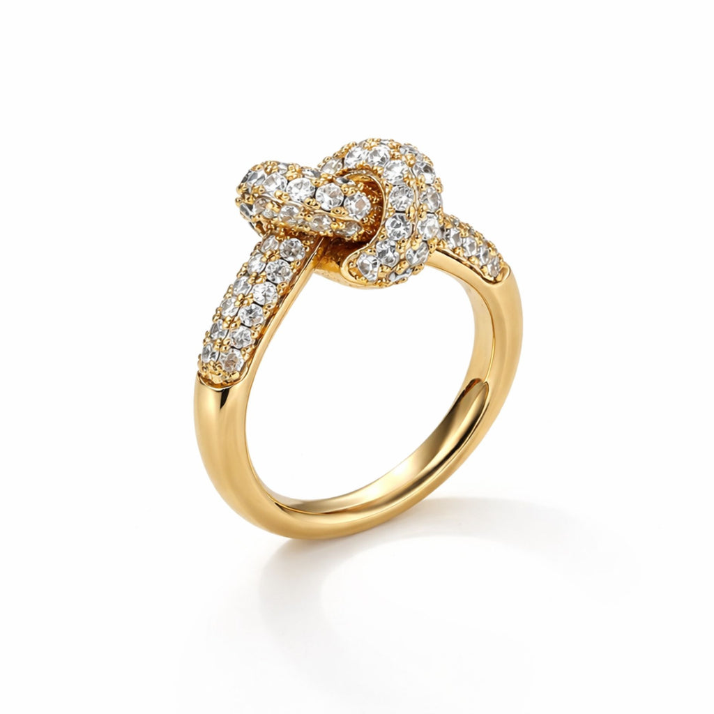 Éternelle Knot Ring