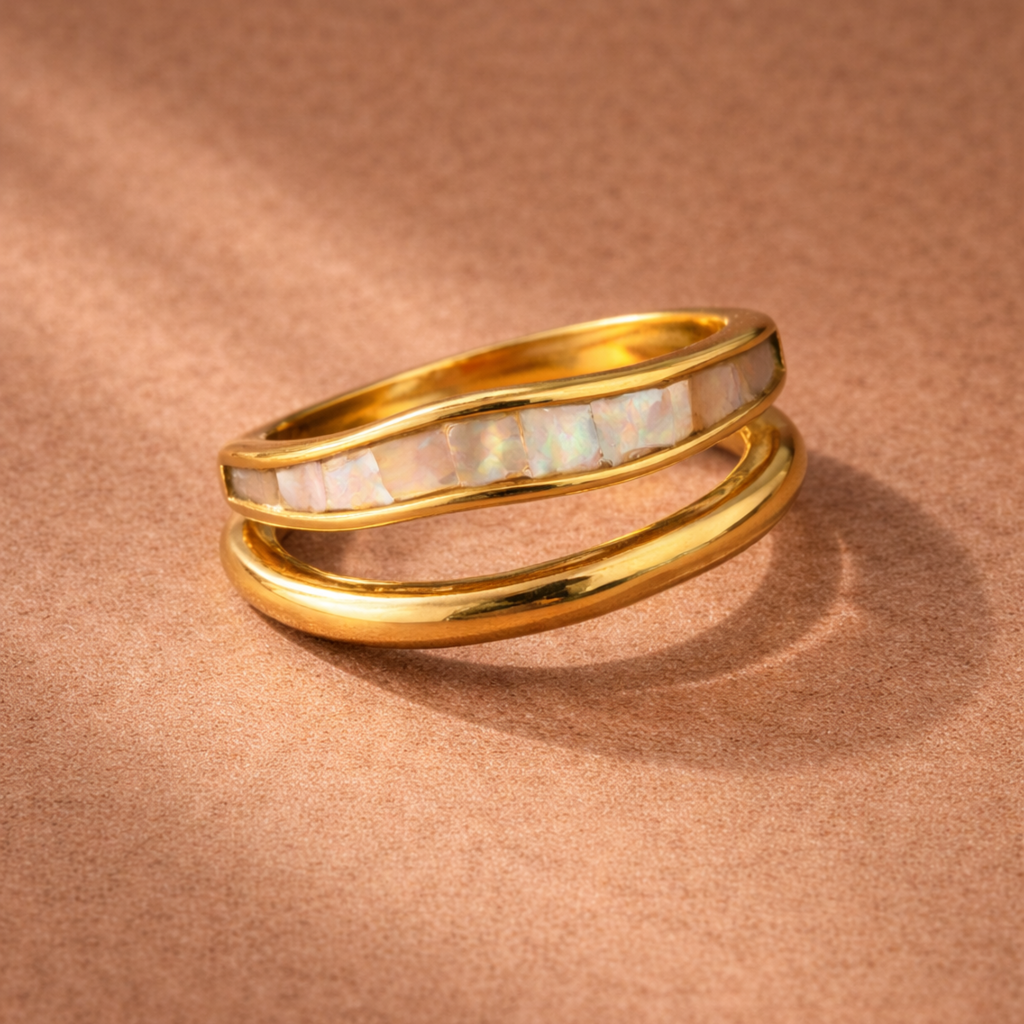 Lunara Wave Mother-of-Pearl Ring